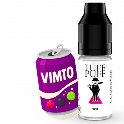 E-liquide Tuff Puff VMT avec une canette violette illustrée façon Vimto, accompagnée de fruits rouges et noirs dans un style cartoon